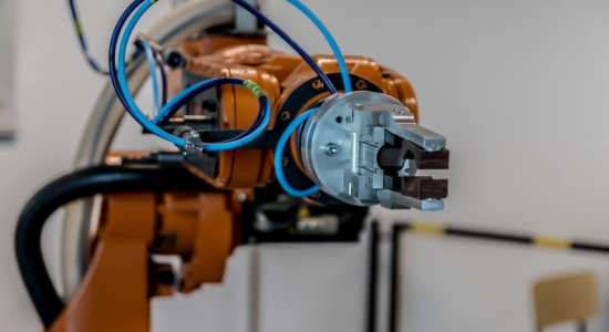 Robotica nella produzione flessibile, da Horizon 2020 una call per assegnare 248 mila euro a 15 progetti europei